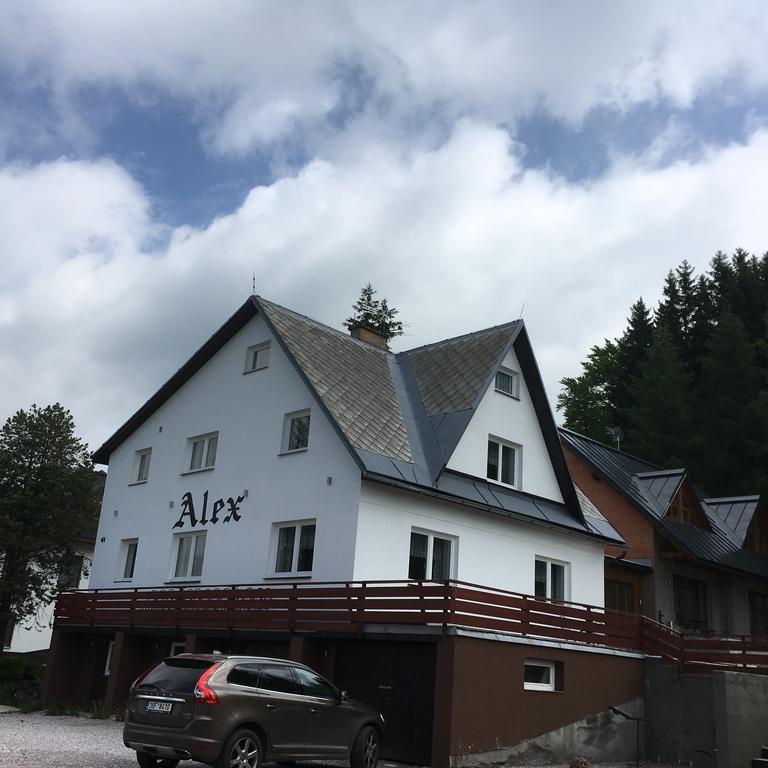 Apartmany Alex เบเนซโก ภายนอก รูปภาพ